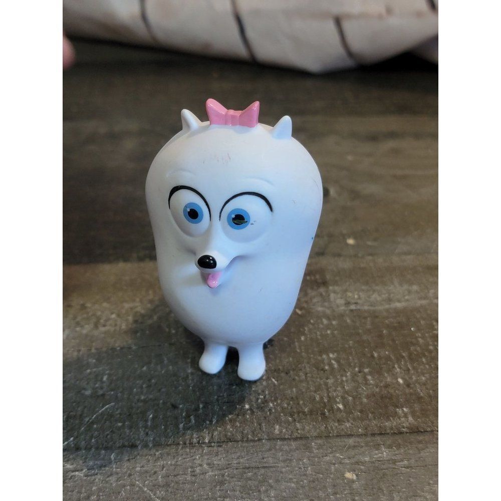 SML secret life of pets Gidget poodle toy figure‎